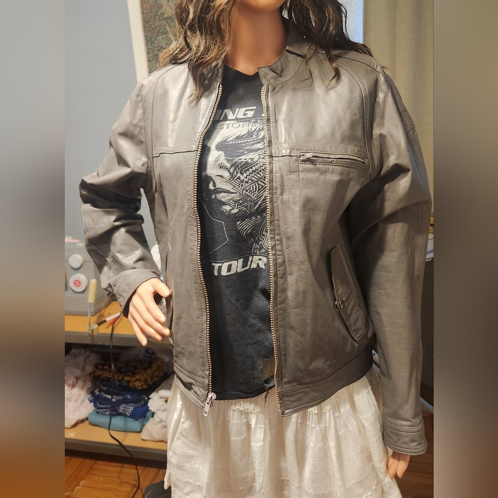 Vintage 1970s grey leather jacket size 40